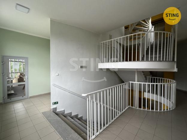 Pronájem kanceláře, Karviná, Karola Śliwky, 830 m2