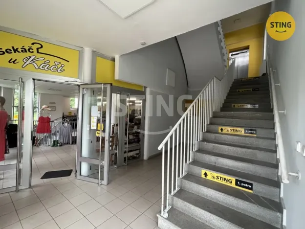 Pronájem kanceláře, Karviná, Karola Śliwky, 830 m2