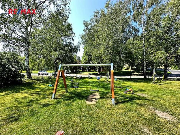 Prodej pozemku pro bydlení, Zvoleněves, 783 m2