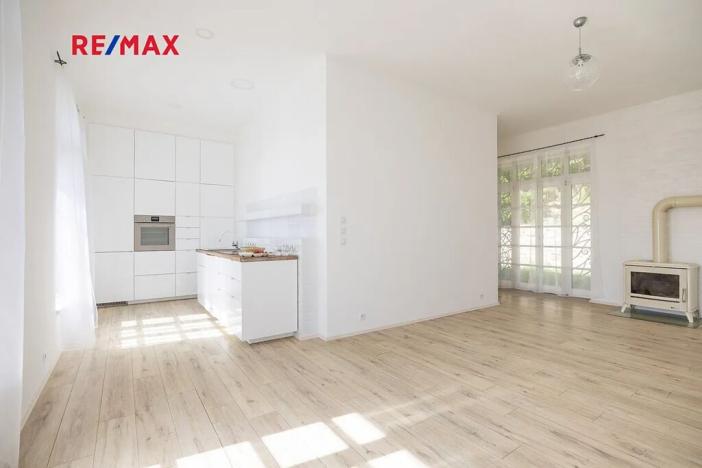 Prodej vícegeneračního domu, Vráž, Nad Loděnicí, 219 m2