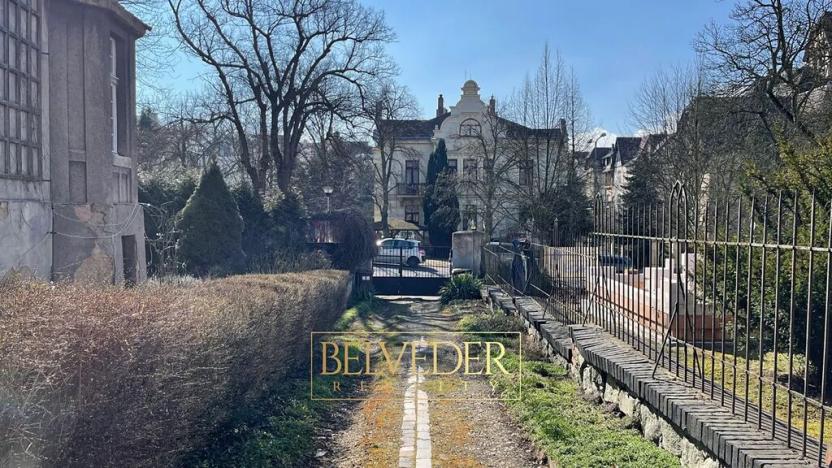 Pronájem bytu 3+1, Teplice, Pod Doubravkou, 130 m2