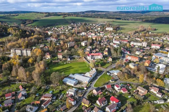 Prodej výrobních prostor, Plesná, Dlouhá, 2031 m2