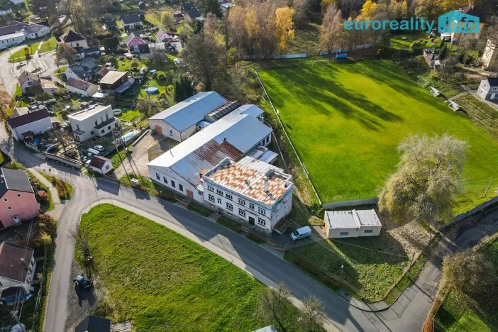 Prodej výrobních prostor, Plesná, Dlouhá, 2031 m2