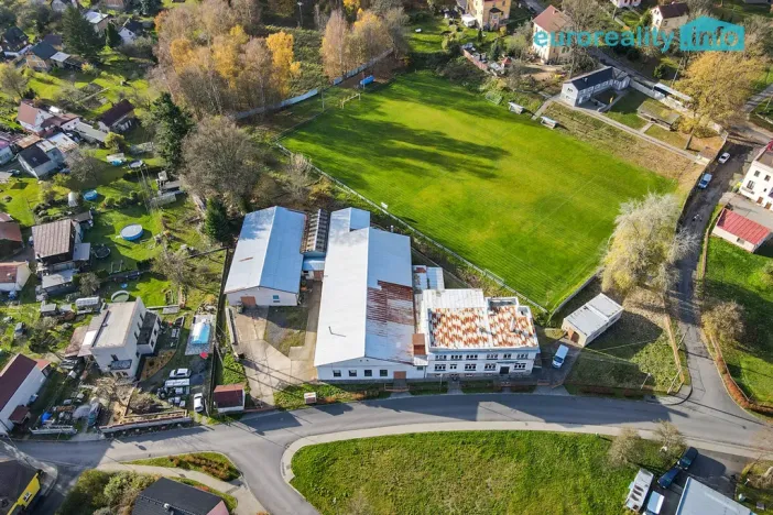 Prodej výrobních prostor, Plesná, Dlouhá, 2031 m2