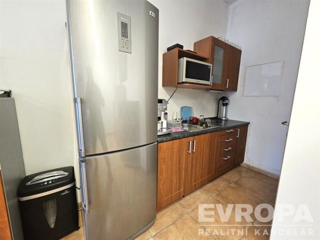 Prodej bytu 1+kk, Praha - Libeň, Nad Okrouhlíkem, 52 m2