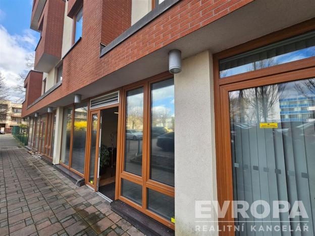 Prodej bytu 1+kk, Praha - Libeň, Nad Okrouhlíkem, 52 m2