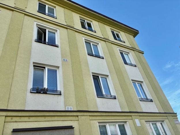 Pronájem bytu 2+1, Hradec Králové - Pražské Předměstí, U Koruny, 68 m2