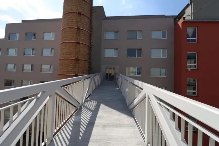 Pronájem bytu 1+kk, Praha - Smíchov, Křížová, 27 m2