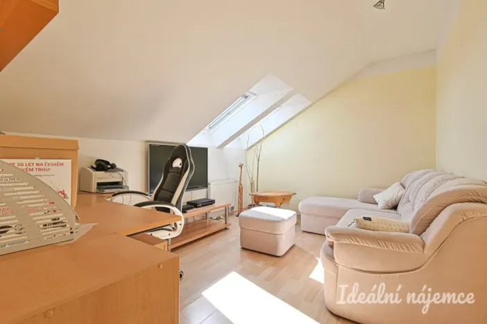 Pronájem bytu 3+1, Újezd u Brna, Rozprýmova, 67 m2