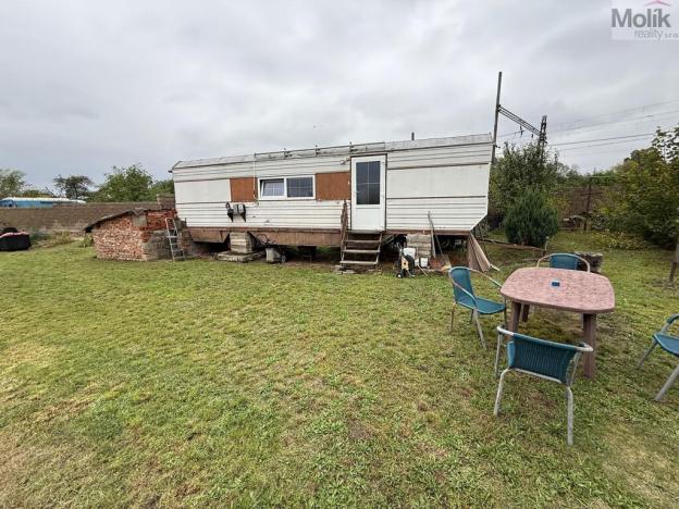 Prodej pozemku pro bydlení, Lišany, 2081 m2