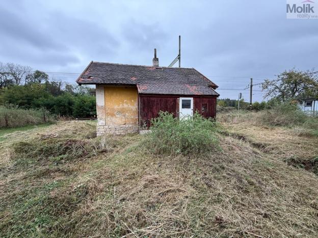 Prodej pozemku pro bydlení, Lišany, 2081 m2