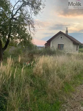 Prodej pozemku pro bydlení, Lišany, 2081 m2
