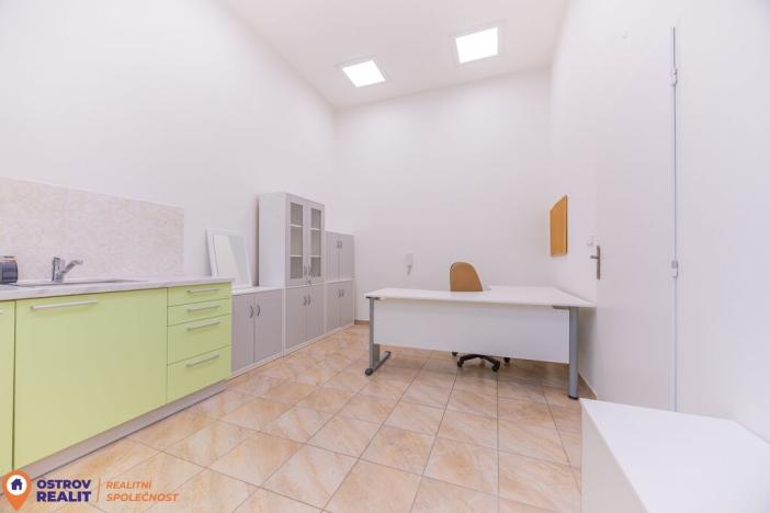 Pronájem ordinace, Olomouc, Dukelská, 116 m2