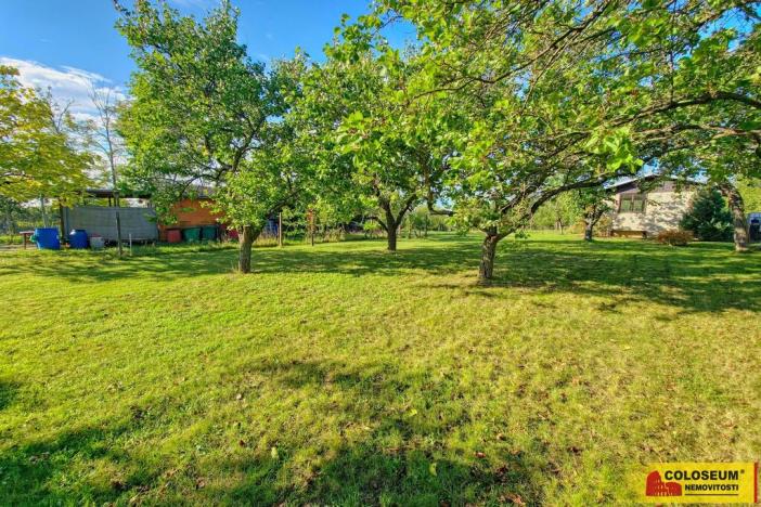 Prodej zahrady, Dobšice, 721 m2