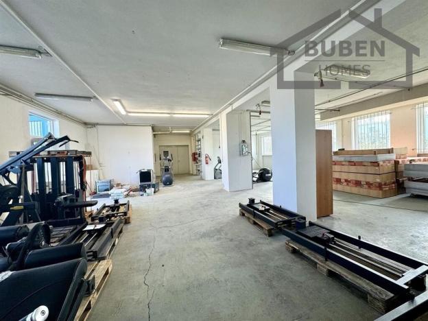 Pronájem skladu, Planá, Zámecká, 330 m2