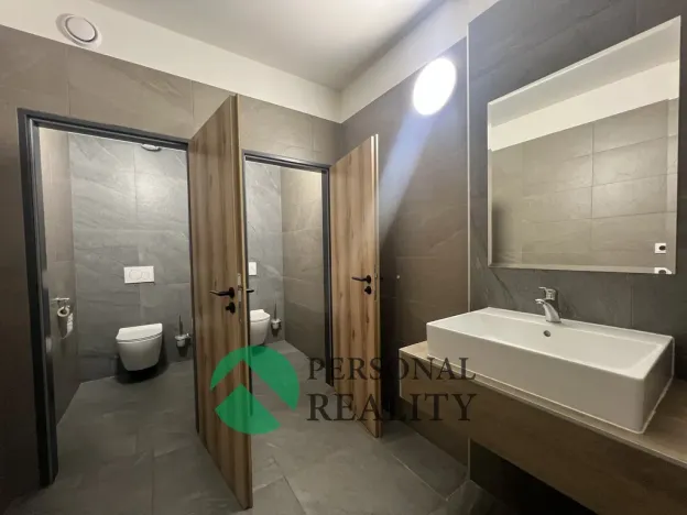 Pronájem skladu, Herink, Hlavní, 1890 m2