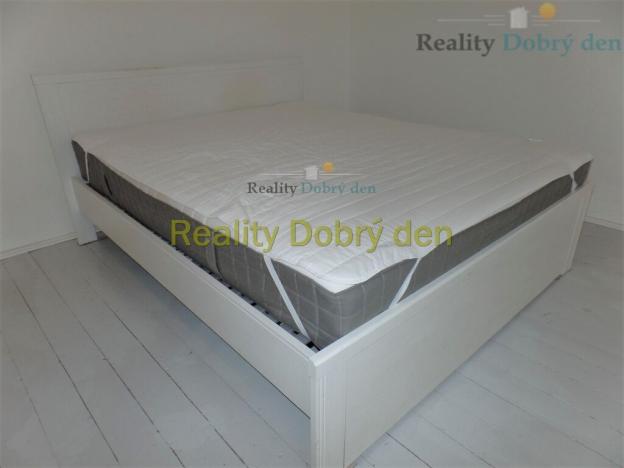 Pronájem bytu 2+1, Opava, Dolní náměstí, 80 m2