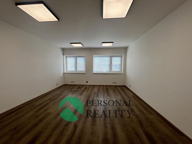 Pronájem výrobních prostor, Herink, Hlavní, 1106 m2