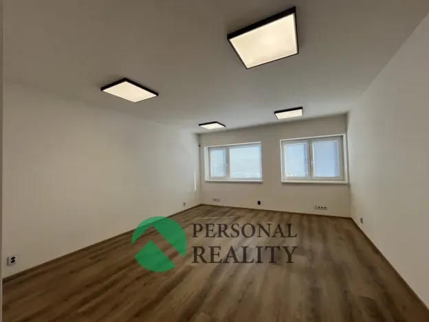 Pronájem výrobních prostor, Herink, Hlavní, 1106 m2