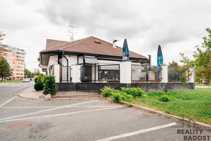 Prodej restaurace, Hodonín, Brandlova, 500 m2