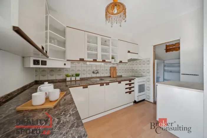 Prodej rodinného domu, Dubenec, 200 m2