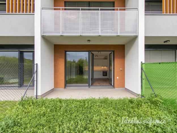 Pronájem bytu 1+kk, Praha - Střížkov, Roudnická, 38 m2