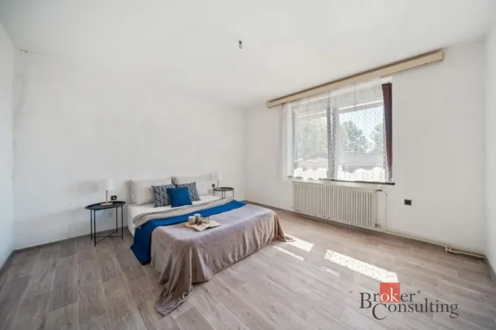 Prodej rodinného domu, Dubenec, 500 m2