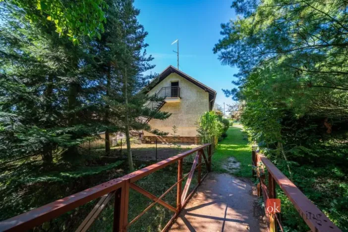 Prodej rodinného domu, Dubenec, 450 m2