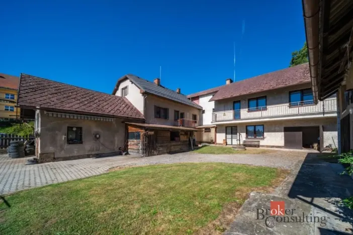 Prodej rodinného domu, Dubenec, 450 m2