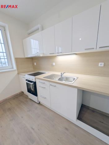 Pronájem bytu 3+kk, Havířov, Dlouhá třída, 81 m2