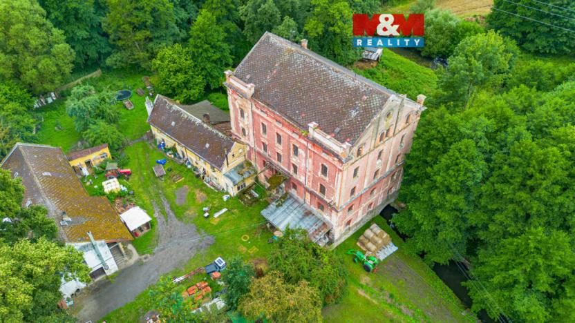 Prodej historického objektu, Klatovy - Beňovy, 934 m2