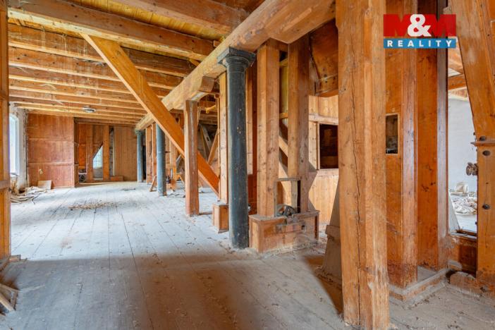 Prodej historického objektu, Klatovy - Beňovy, 934 m2