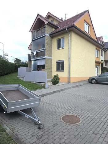 Prodej bytu 2+kk, Moravany, Sadová, 54 m2