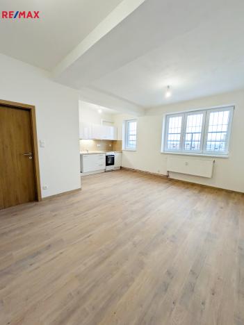 Pronájem bytu 3+kk, Havířov, Dlouhá třída, 75 m2