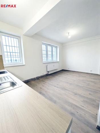 Pronájem bytu 3+kk, Havířov, Dlouhá třída, 75 m2