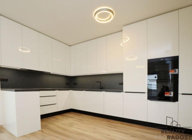 Pronájem bytu 2+kk, Praha - Záběhlice, Klapálkova, 82 m2