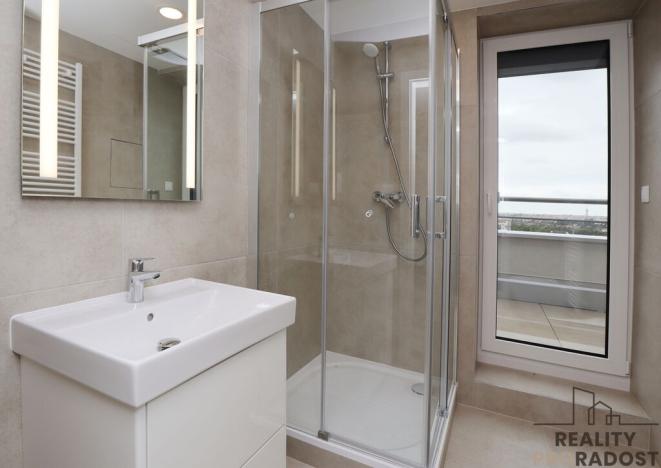 Pronájem bytu 2+kk, Praha - Záběhlice, Klapálkova, 82 m2