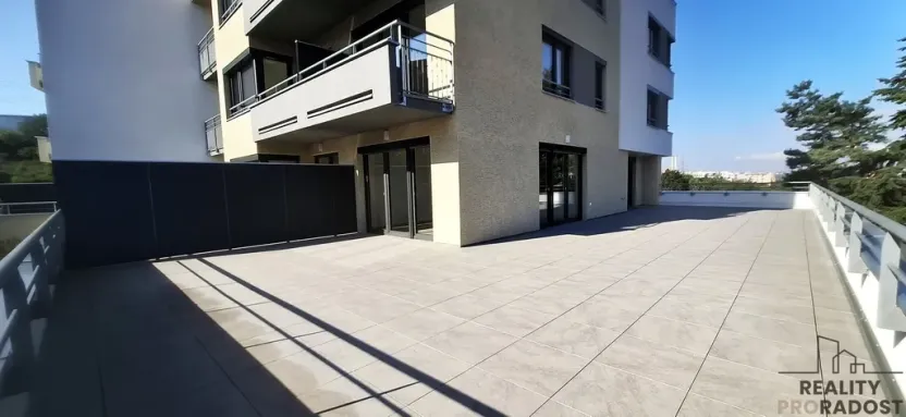 Pronájem bytu 3+kk, Praha - Záběhlice, Klapálkova, 220 m2