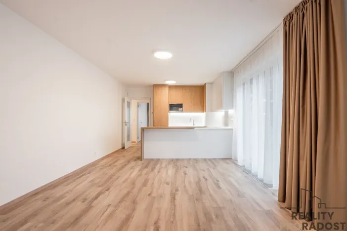 Pronájem bytu 3+kk, Praha - Záběhlice, Klapálkova, 220 m2