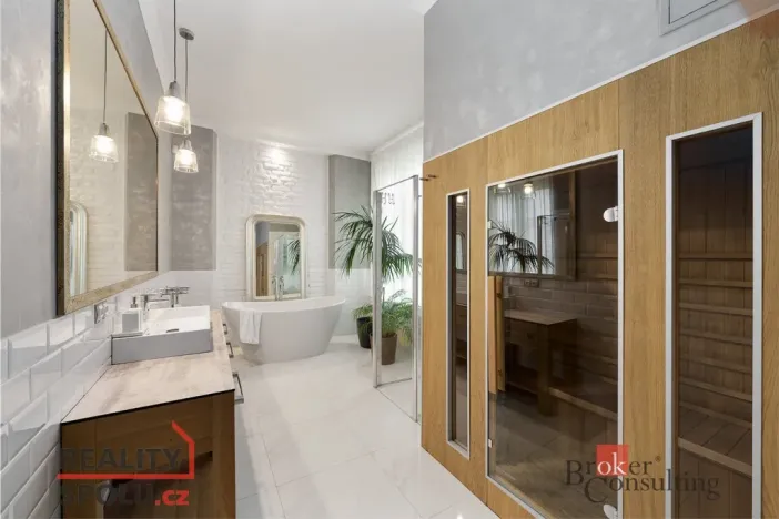 Prodej bytu 2+1, Praha - Staré Město, Elišky Krásnohorské, 105 m2