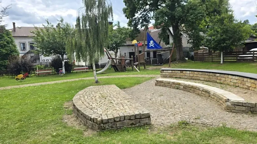 Prodej bytu 1+1, Mladé Buky, 49 m2