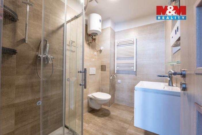 Pronájem bytu 1+kk, Zlín, náměstí Míru, 29 m2
