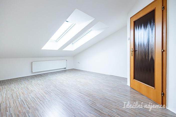 Pronájem bytu 4+kk, Praha - Vinoř, Labětínská, 116 m2