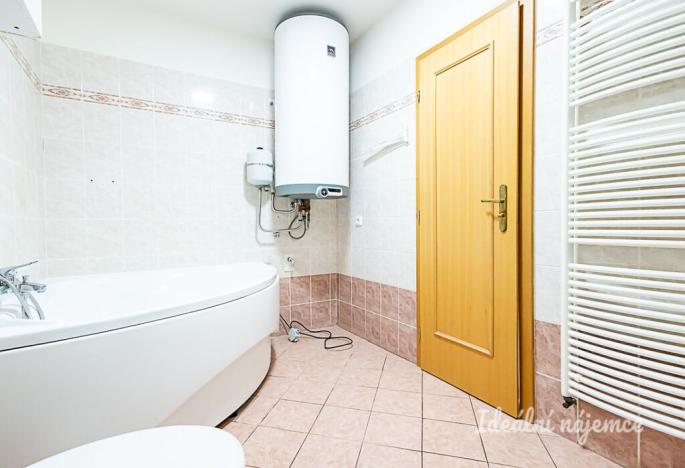 Pronájem bytu 4+kk, Praha - Vinoř, Labětínská, 116 m2