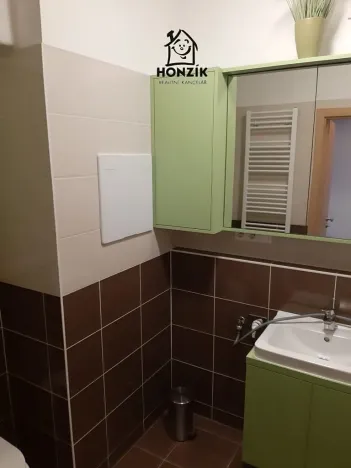 Pronájem bytu 2+kk, Praha - Uhříněves, U uhříněveské obory, 50 m2