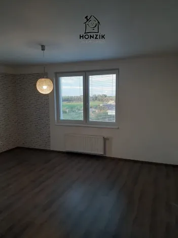 Pronájem bytu 2+kk, Praha - Uhříněves, U uhříněveské obory, 50 m2