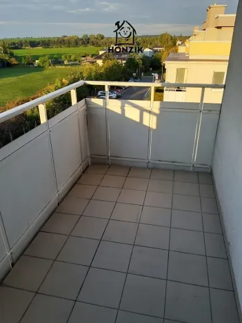 Pronájem bytu 2+kk, Praha - Uhříněves, U uhříněveské obory, 50 m2