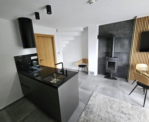 Prodej bytu 3+kk, Černý Důl, 77 m2