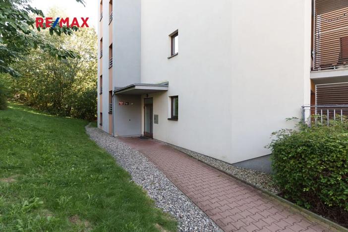 Prodej bytu 1+kk, Praha - Smíchov, Jeřabinová, 26 m2