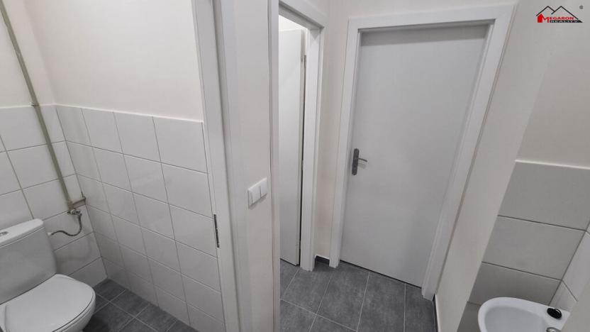Pronájem obchodního prostoru, Břeclav, Husova, 37 m2